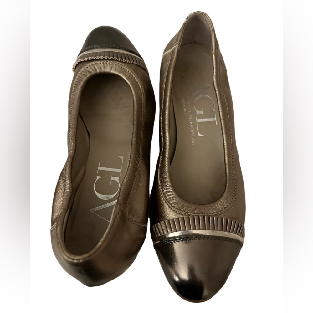 AGL Antonio Giusti Leombruni Silver and Pewter Brown Leather Ballet Flats *